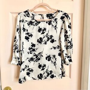 Black and white floral top